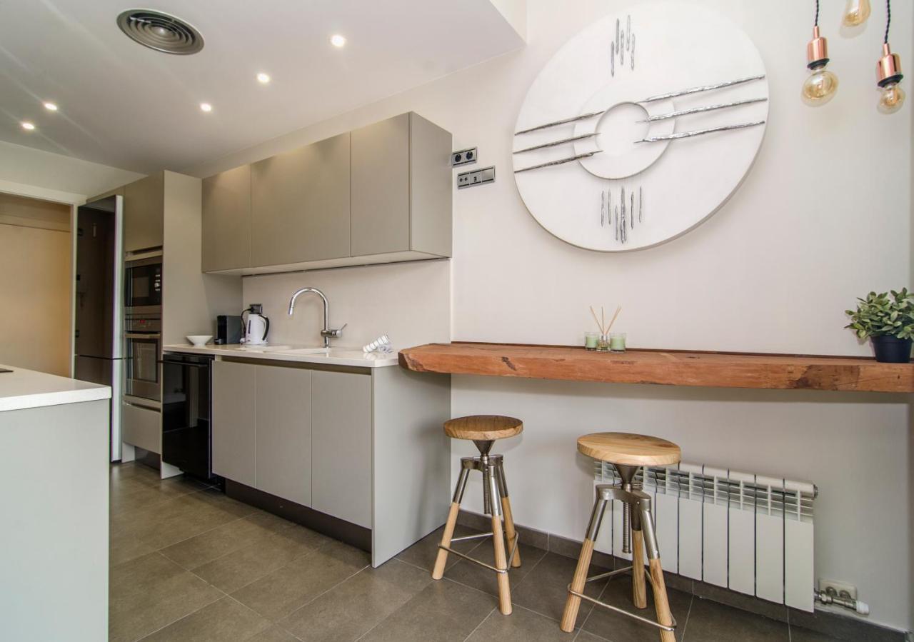 Sitges Spaces Garden Paradise 3 Bedroom, 3 Bathroom, Huge Private Garden-Terrace, Pool- Sleeps Up To 8 Exterior photo