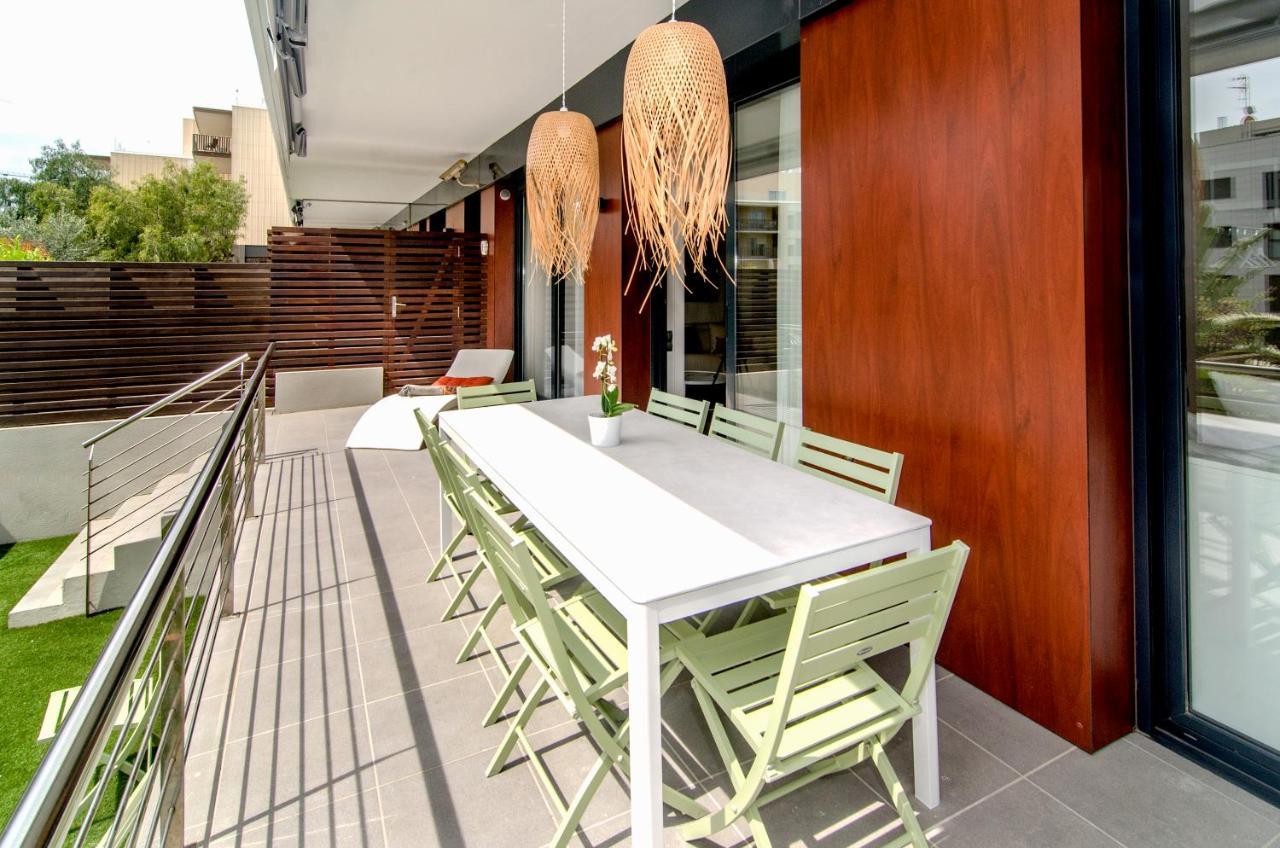 Sitges Spaces Garden Paradise 3 Bedroom, 3 Bathroom, Huge Private Garden-Terrace, Pool- Sleeps Up To 8 Exterior photo