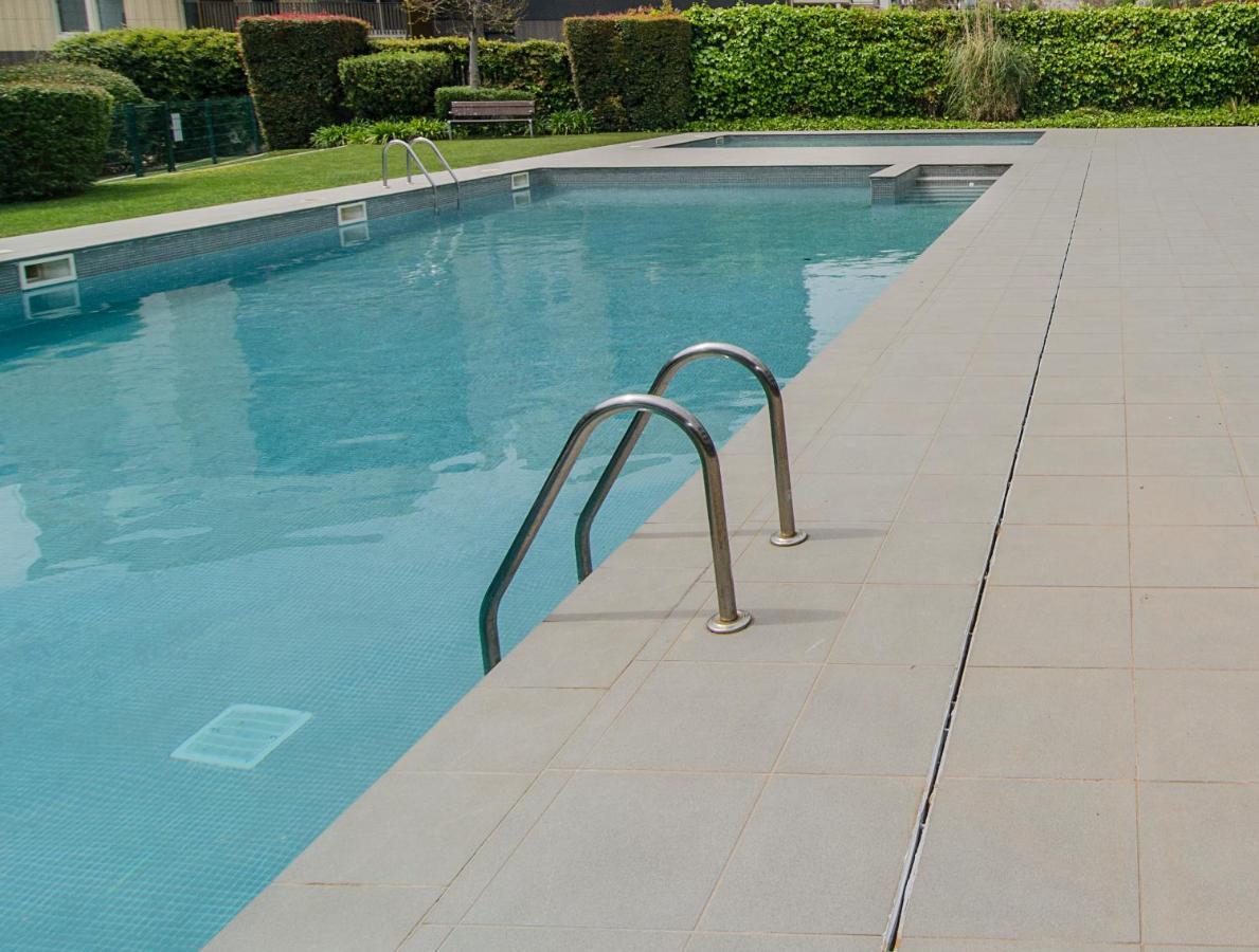 Sitges Spaces Garden Paradise 3 Bedroom, 3 Bathroom, Huge Private Garden-Terrace, Pool- Sleeps Up To 8 Exterior photo