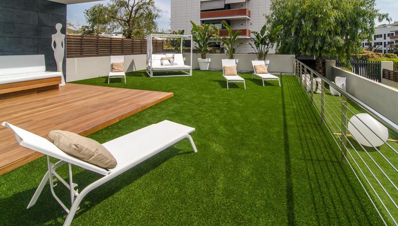 Sitges Spaces Garden Paradise 3 Bedroom, 3 Bathroom, Huge Private Garden-Terrace, Pool- Sleeps Up To 8 Exterior photo