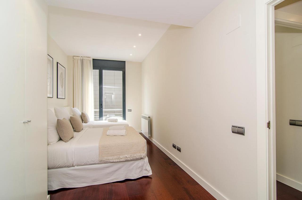 Sitges Spaces Garden Paradise 3 Bedroom, 3 Bathroom, Huge Private Garden-Terrace, Pool- Sleeps Up To 8 Exterior photo